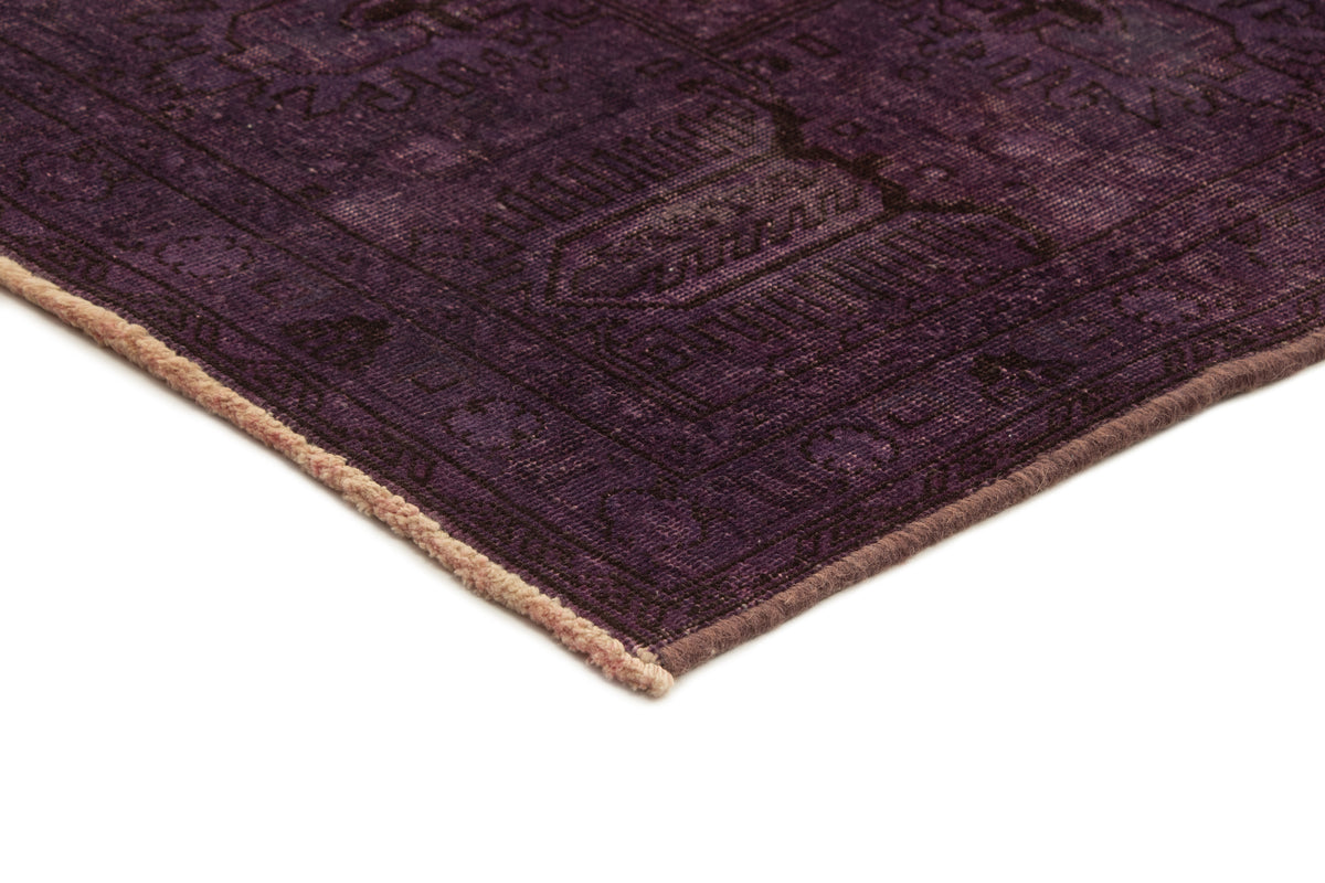 392 x 295 Vintage Royal