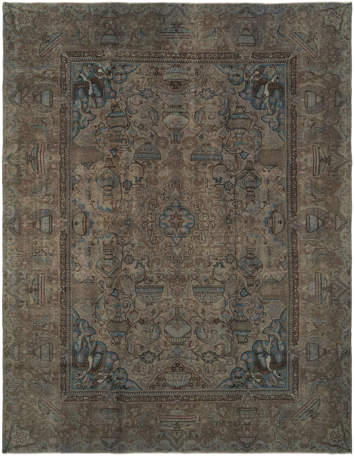 380 x 293 Vintage Royal