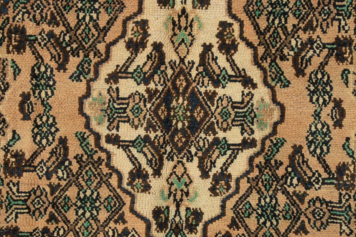 263 x 160 Vintage Royal