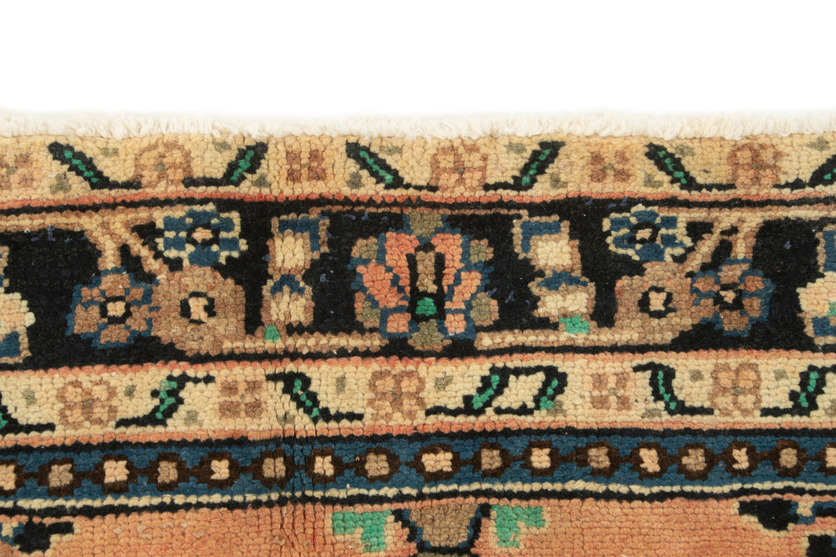 292 x 200 Vintage Royal