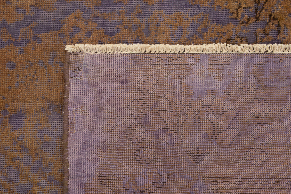 370 x 275 Vintage Royal