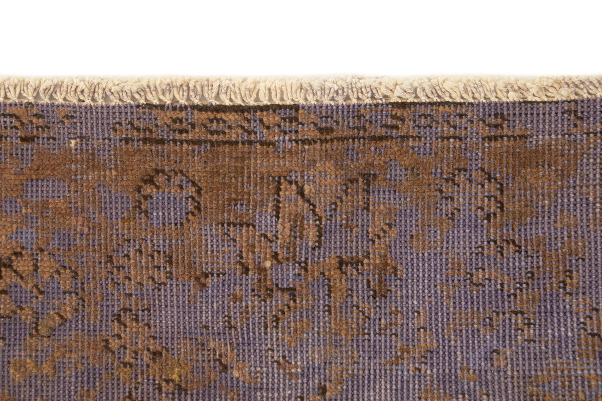 370 x 275 Vintage Royal
