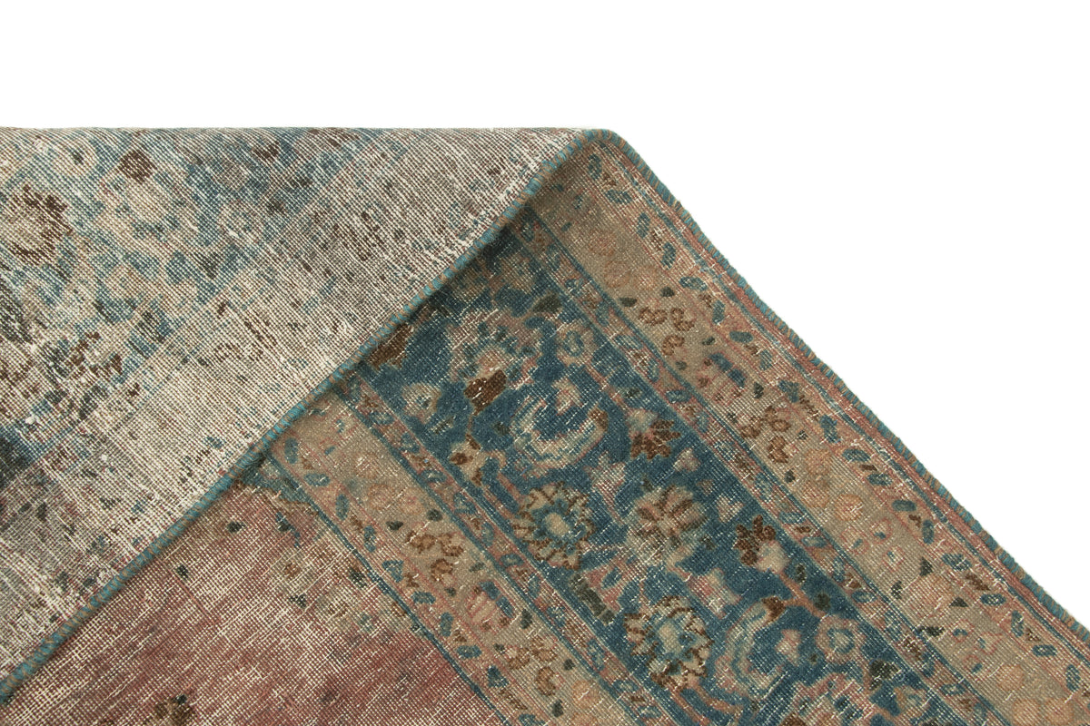 285 x 203 Vintage Royal