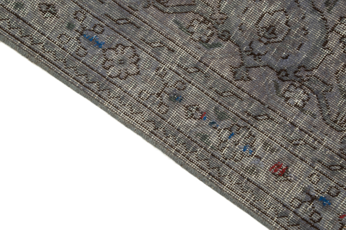 379 x 199 Vintage Royal