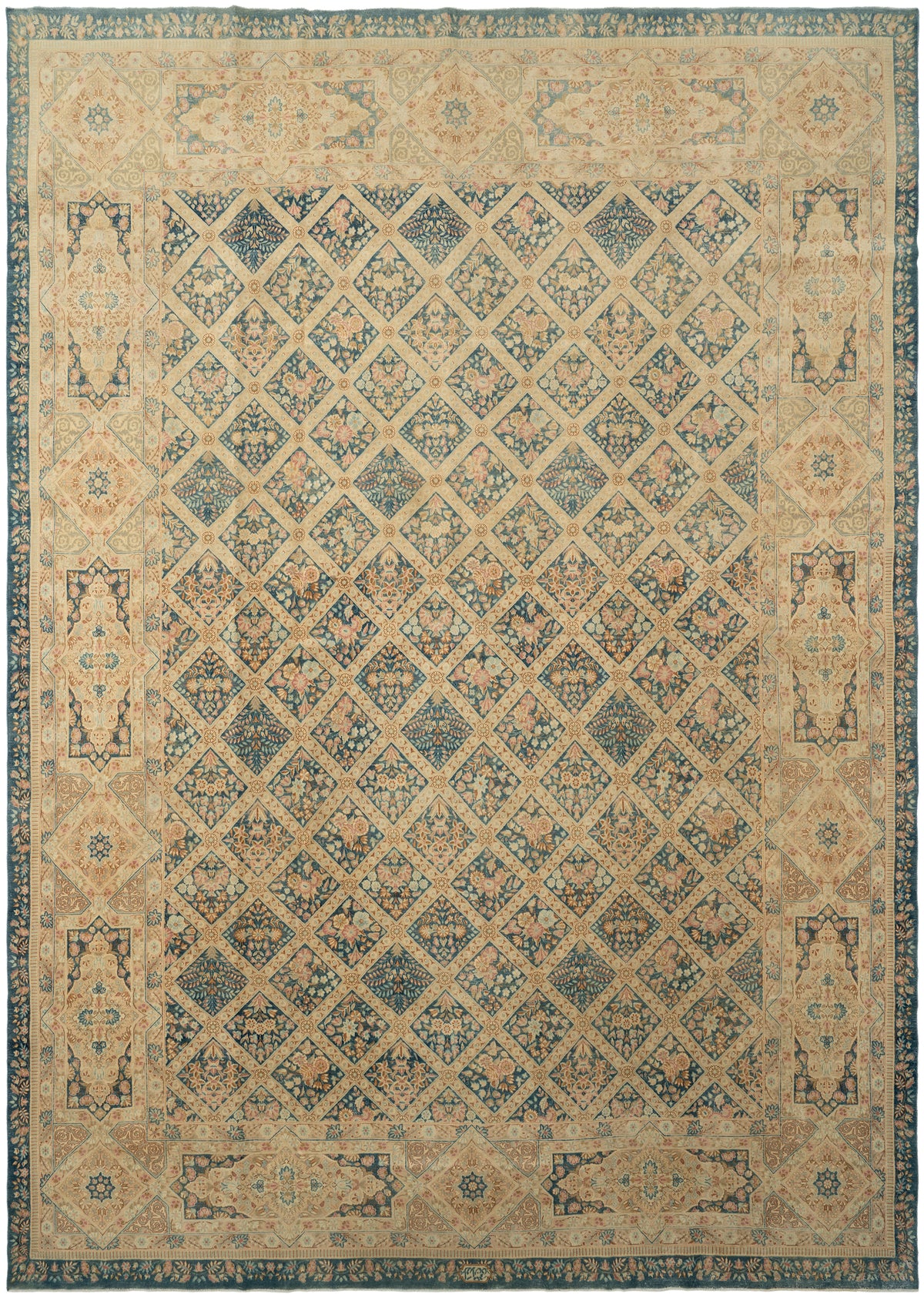 429 x 305 Vintage Royal