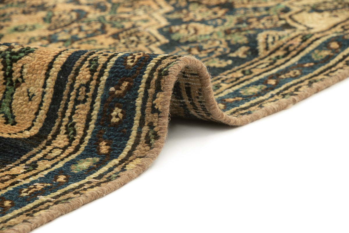 258 x 150 Vintage Royal