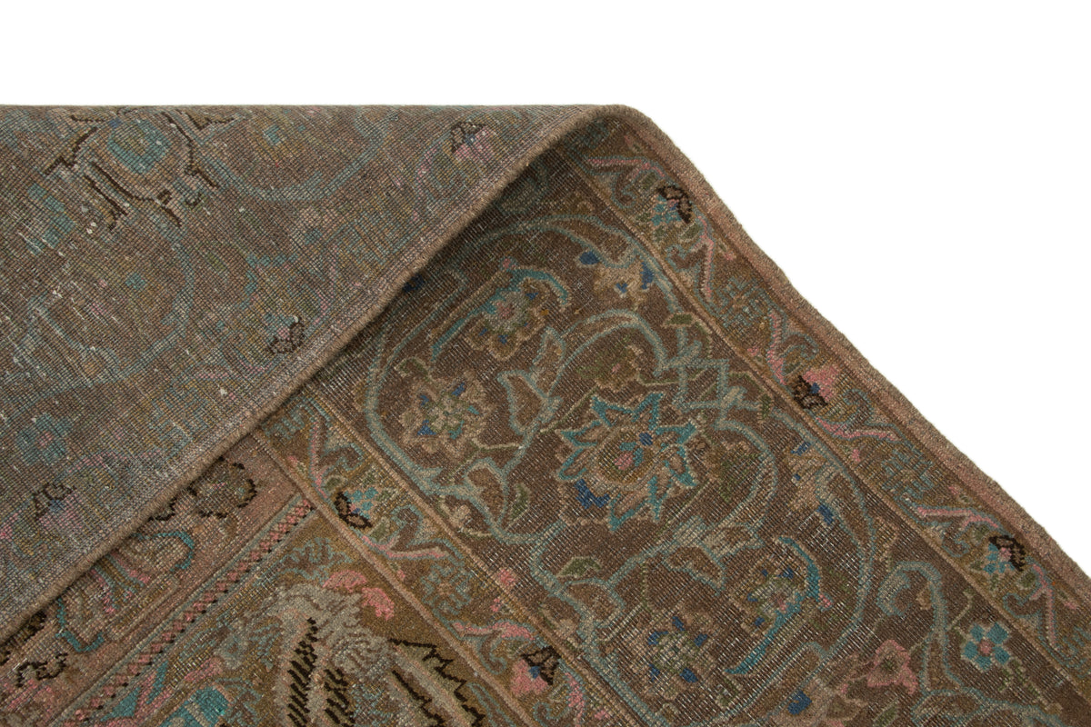 384 x 295 Vintage Royal