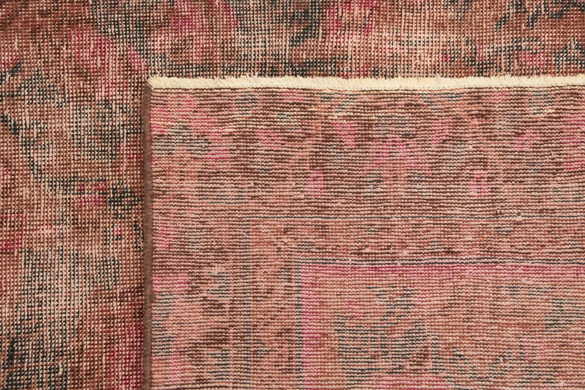 270 x 166 Vintage Royal