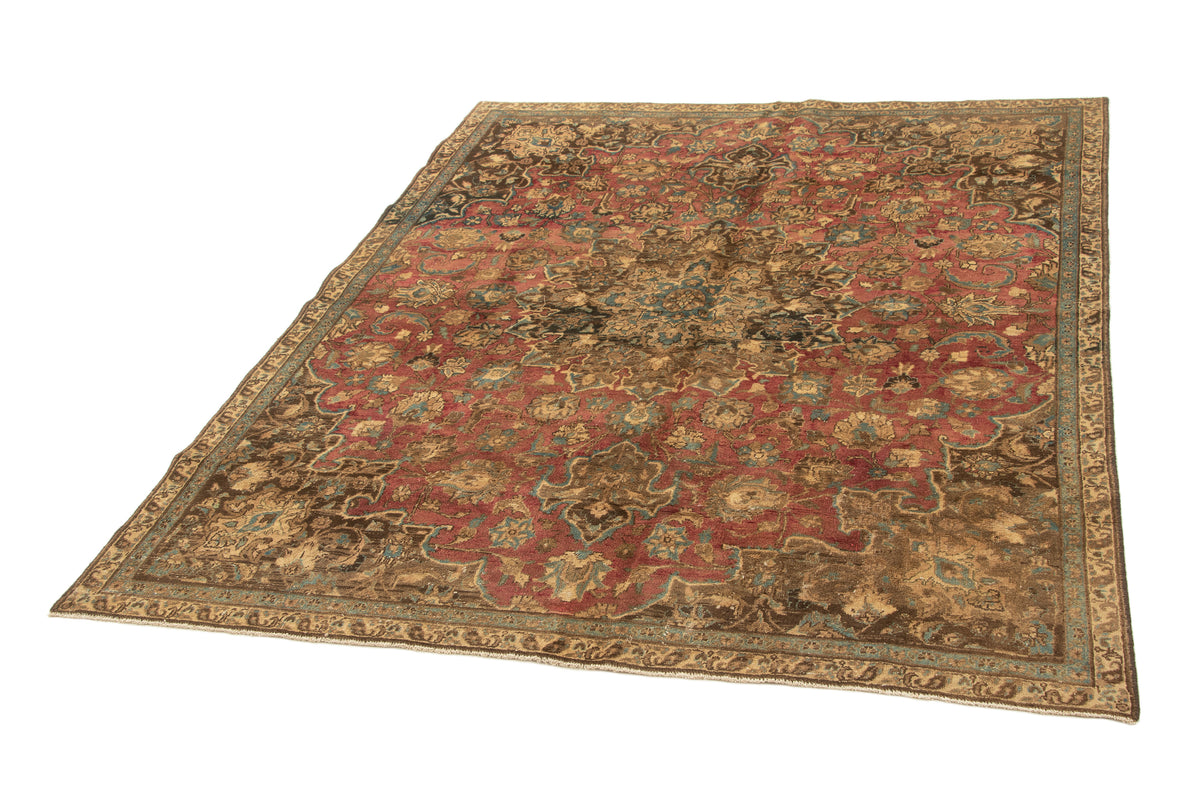 236 x 188 Vintage Royal