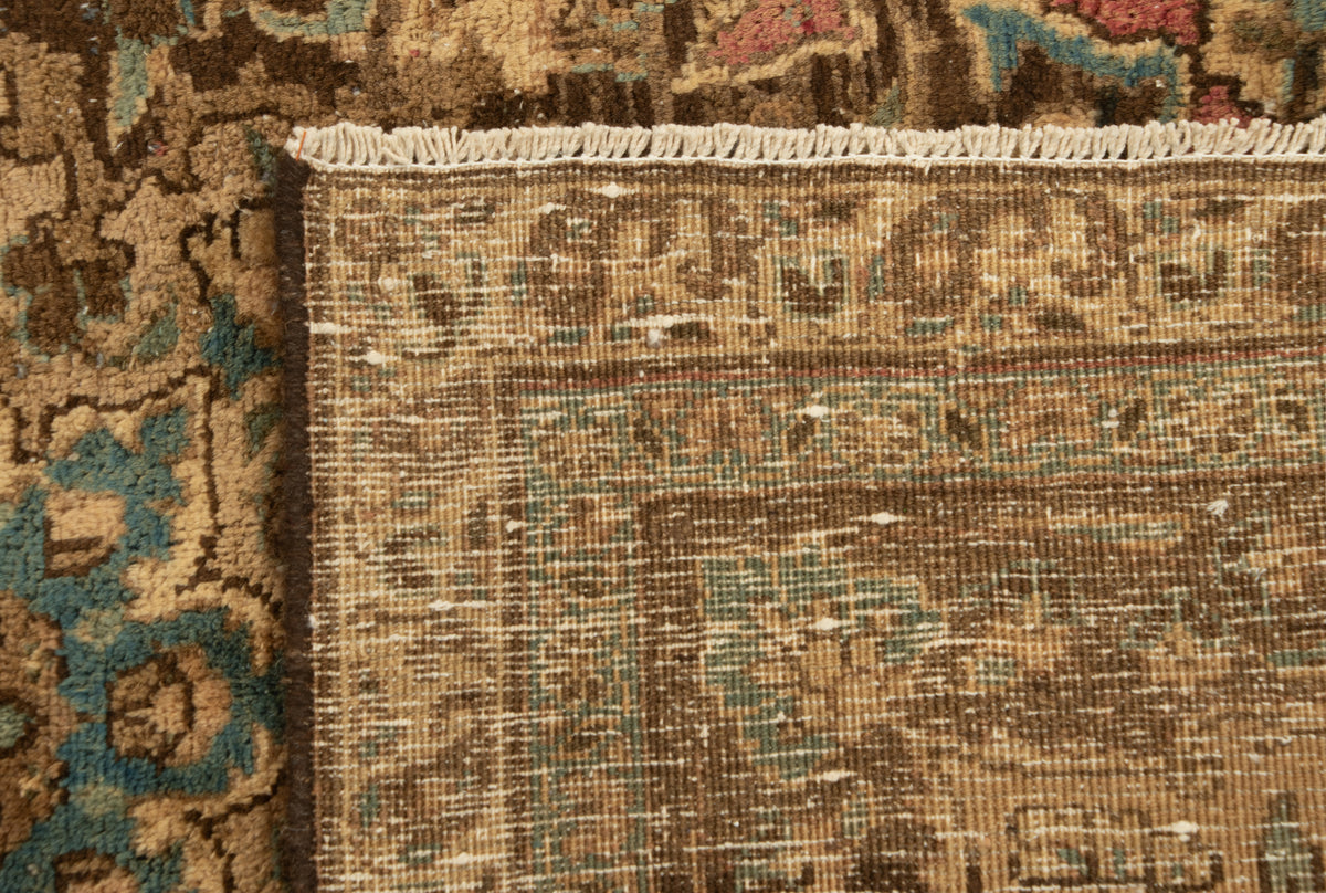 236 x 188 Vintage Royal