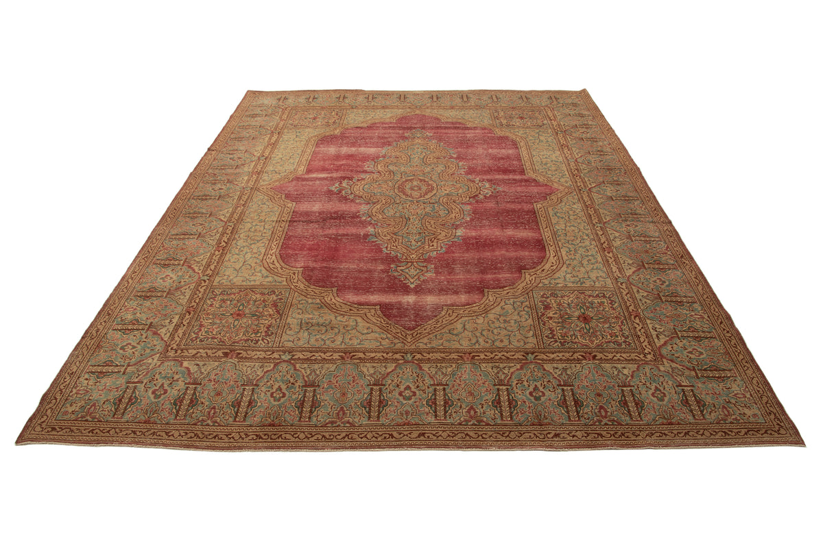 400 x 302 Vintage Royal