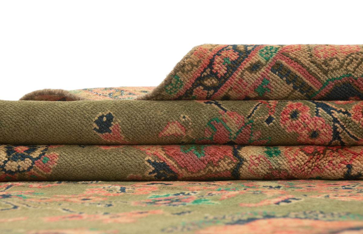 249 x 170 Vintage Royal