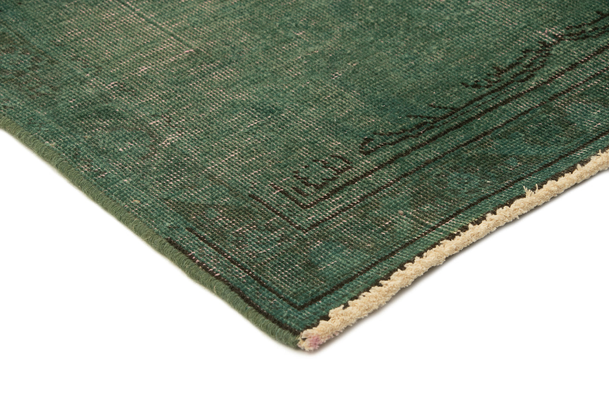 337 x 253 Vintage Royal