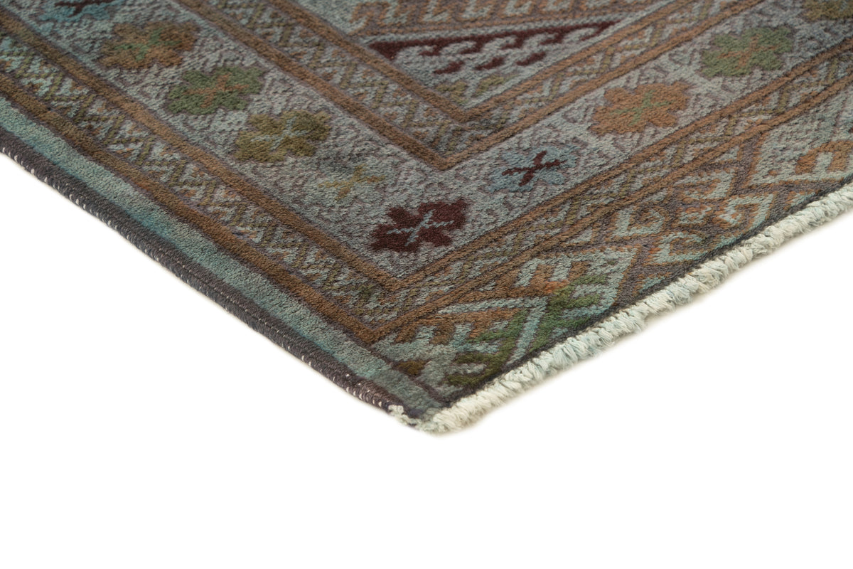 145 x 103 Vintage Royal