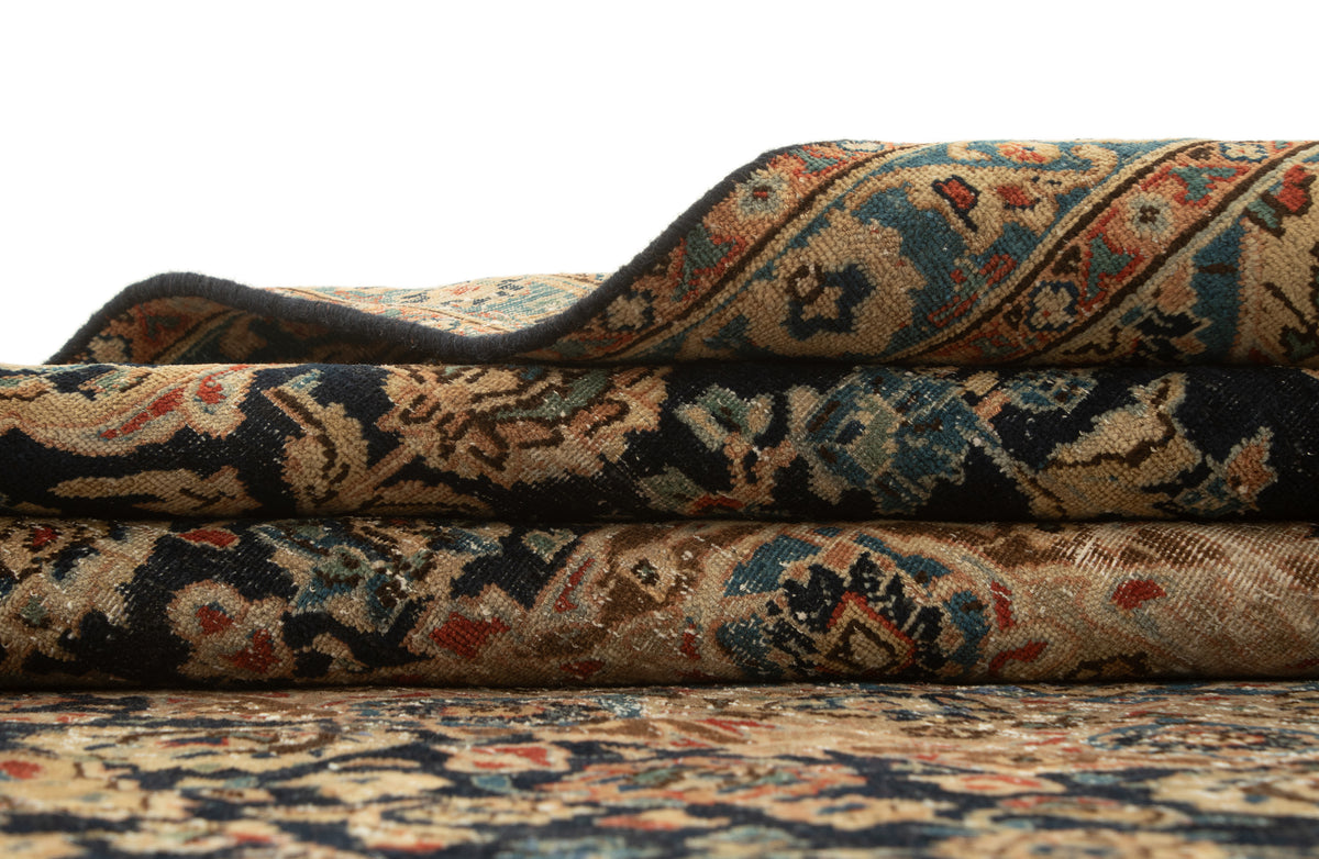 300 x 218 Vintage Royal
