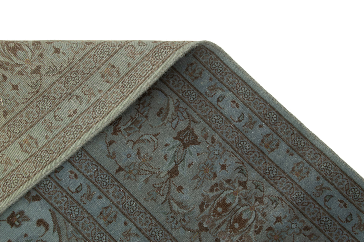 350 x 247 Vintage Royal