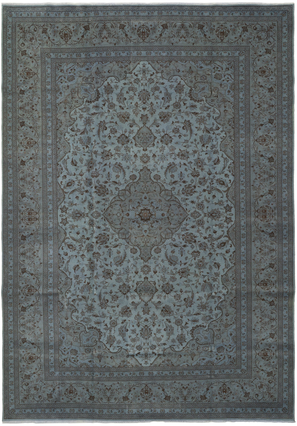 350 x 247 Vintage Royal