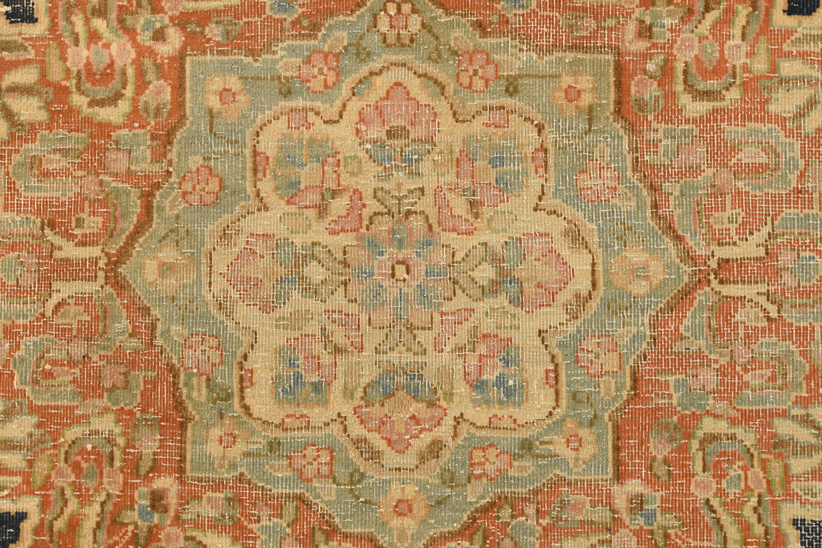 392 x 301 Vintage Royal