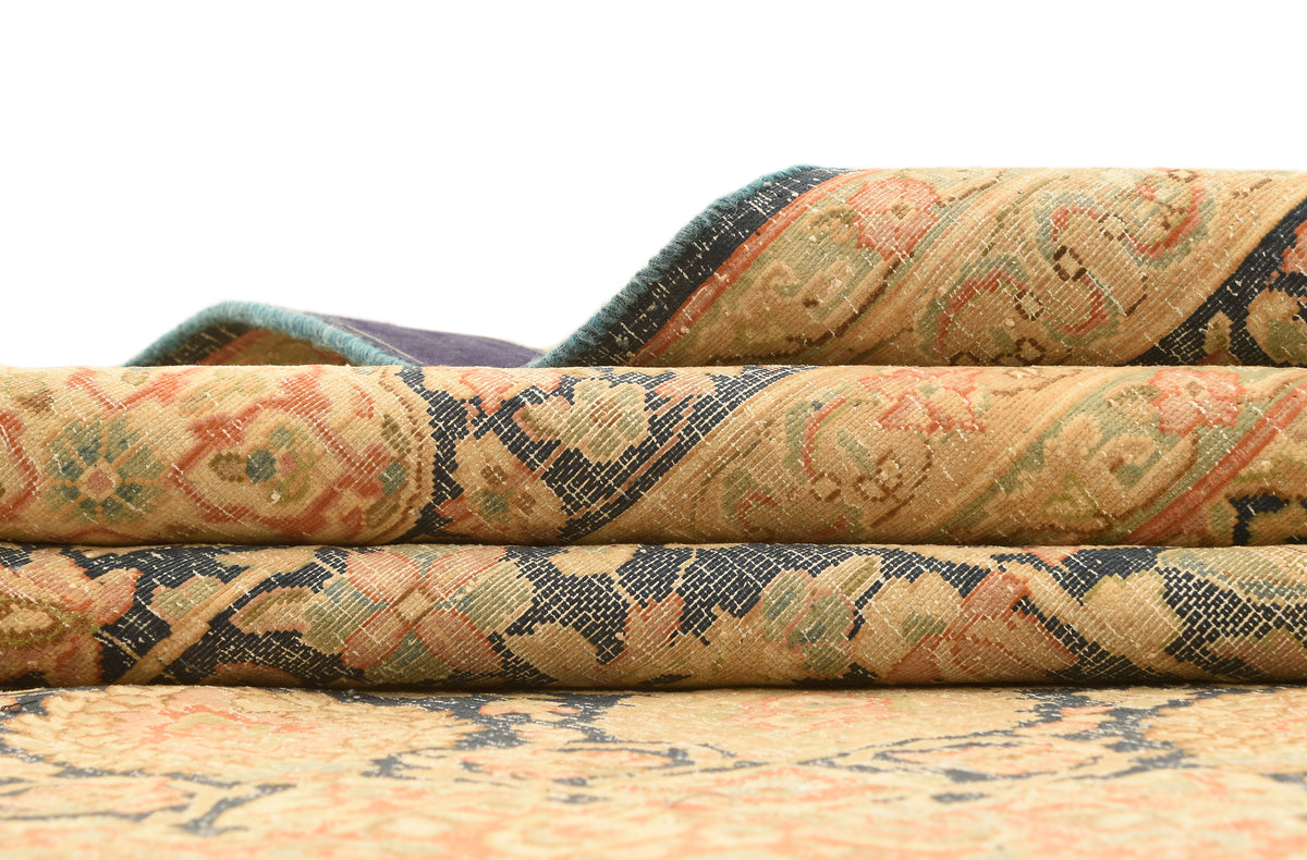 392 x 301 Vintage Royal