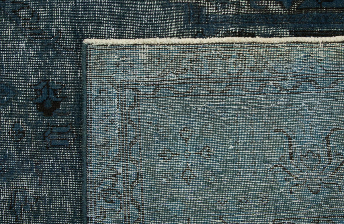 390 x 300 Vintage Royal