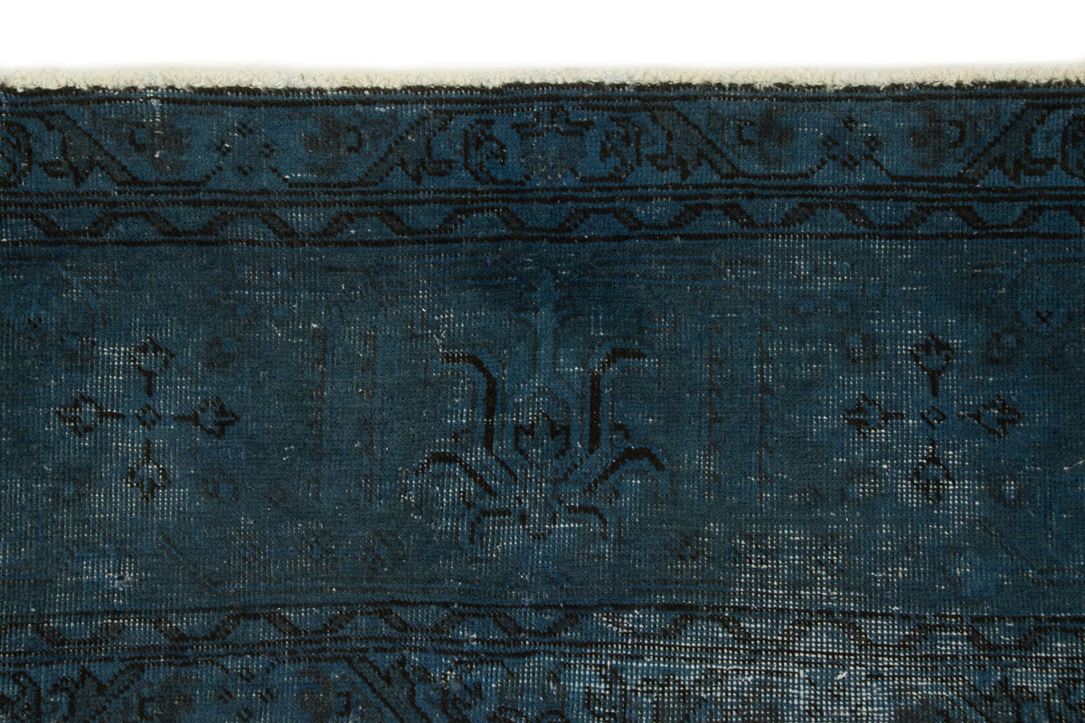390 x 300 Vintage Royal