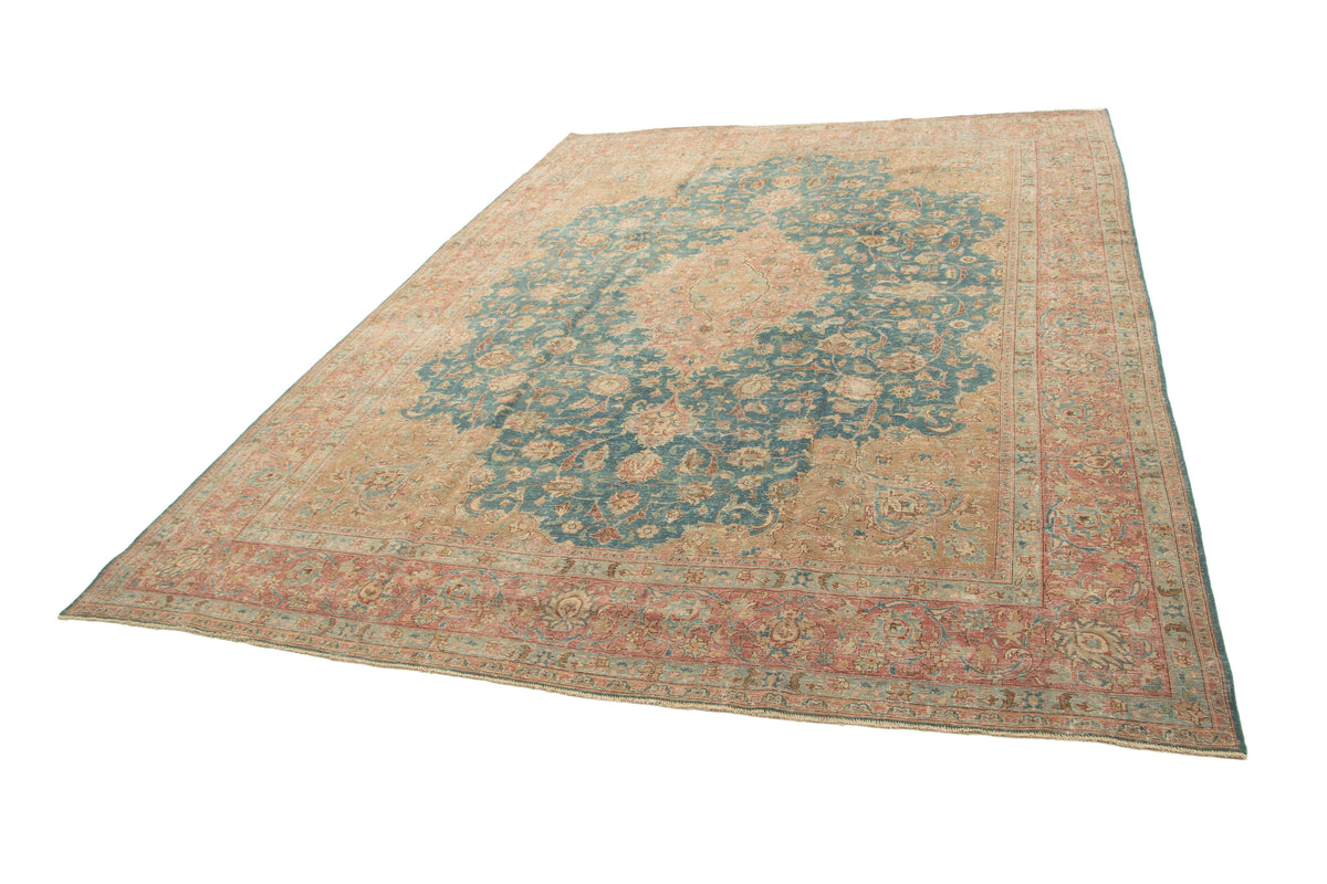 400 x 300 Vintage Royal