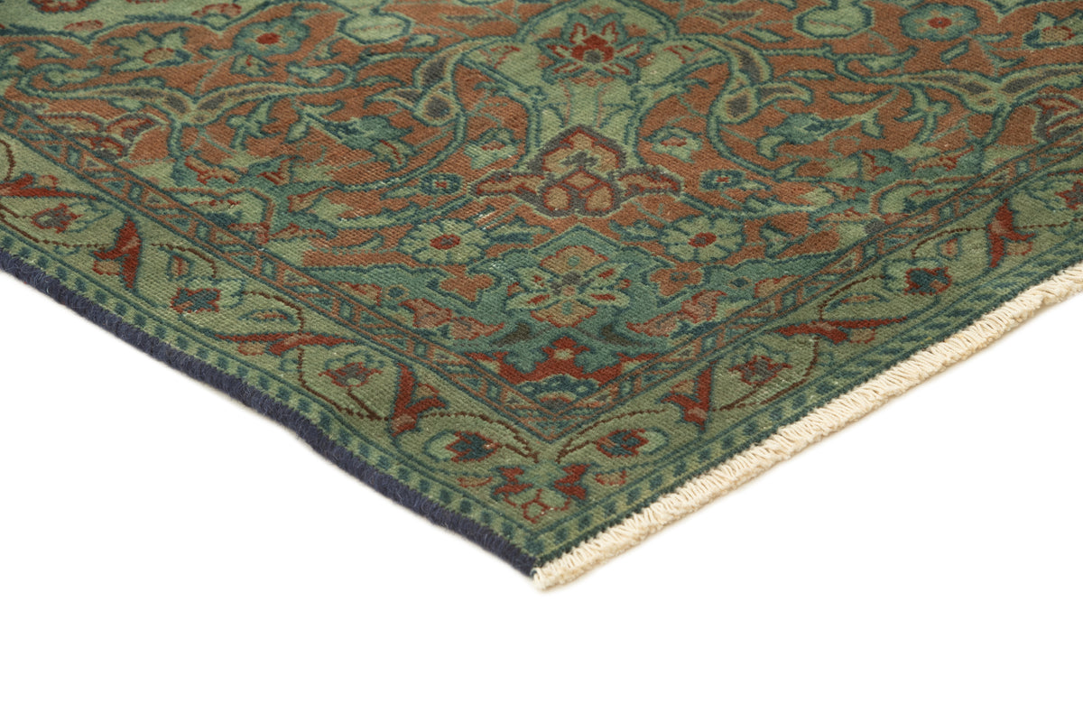 250 x 168 Vintage Royal