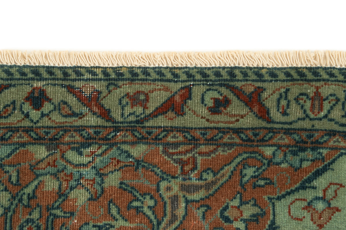 250 x 168 Vintage Royal