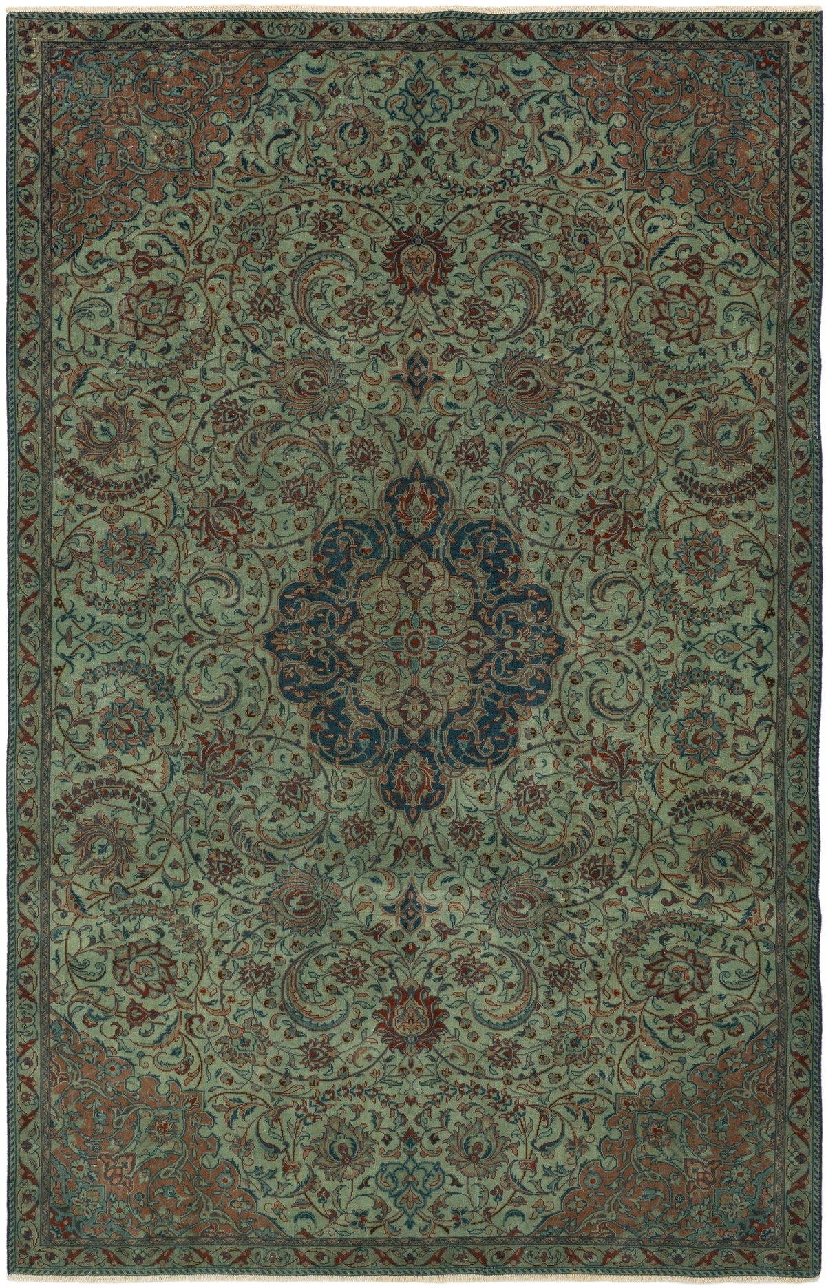 250 x 168 Vintage Royal