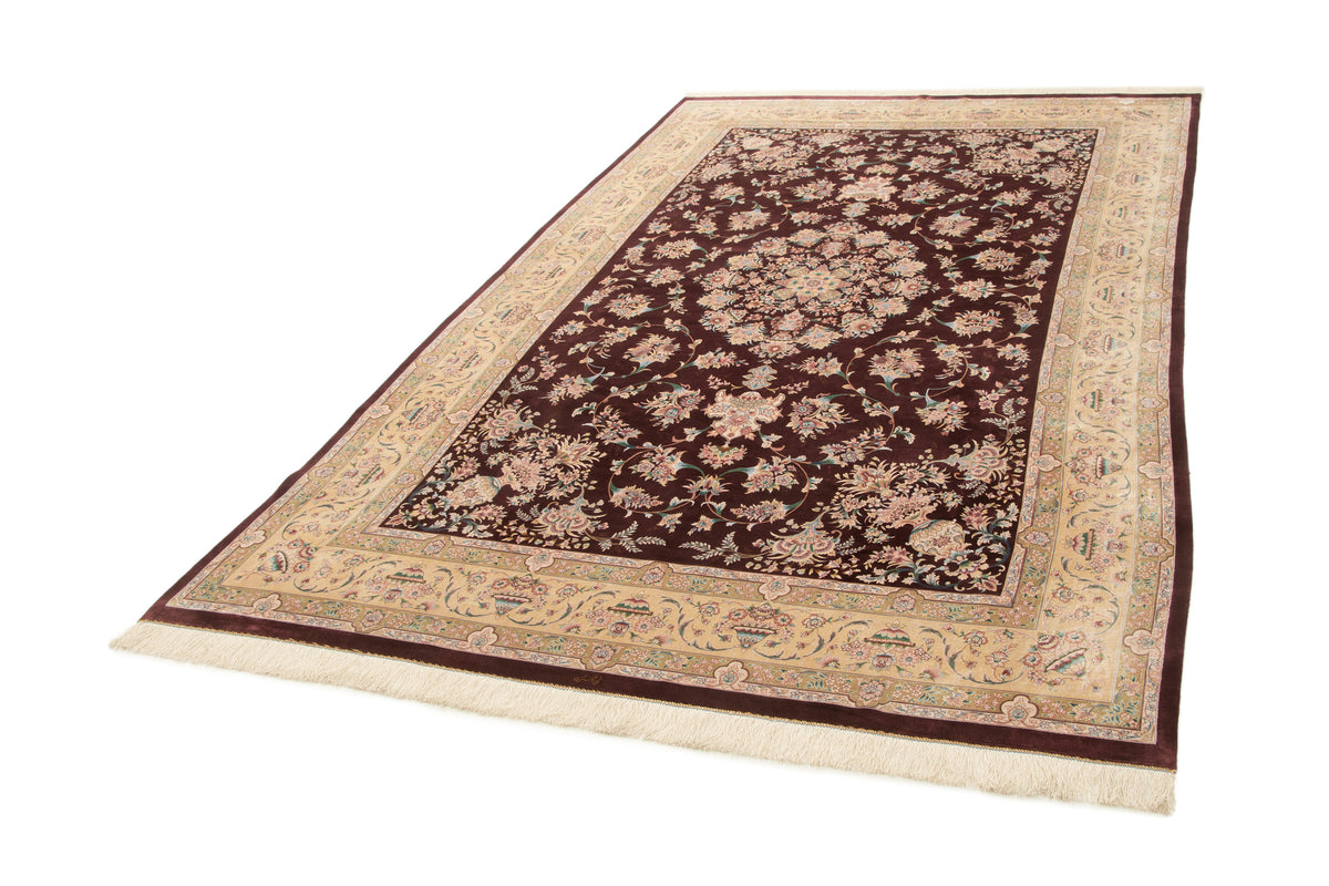 Ghom Design