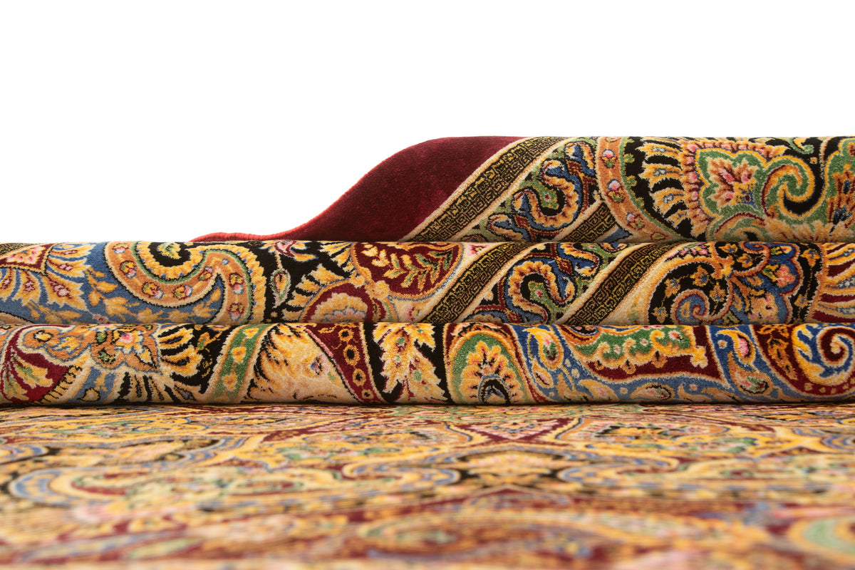 Ghom Design