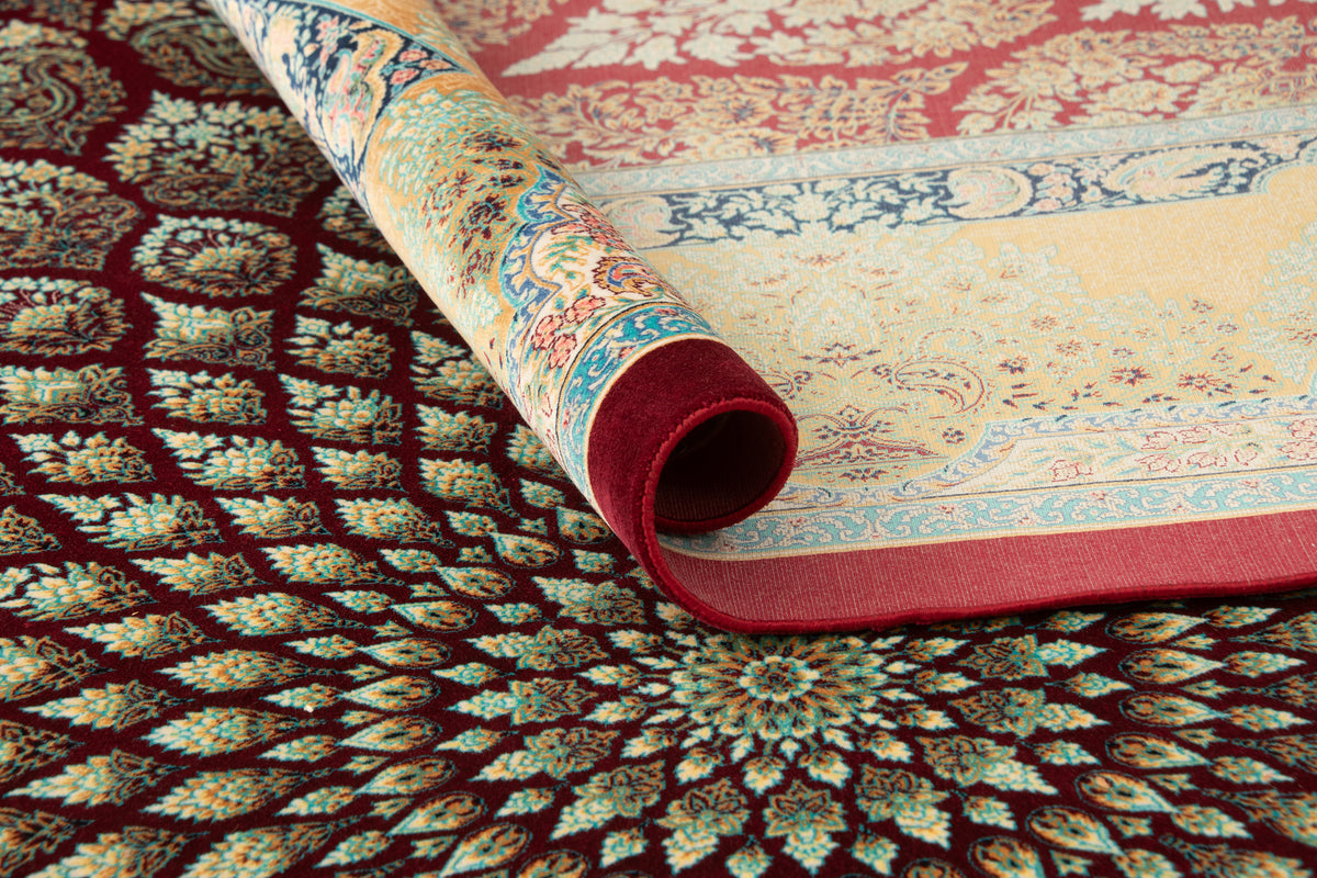 Ghom Design