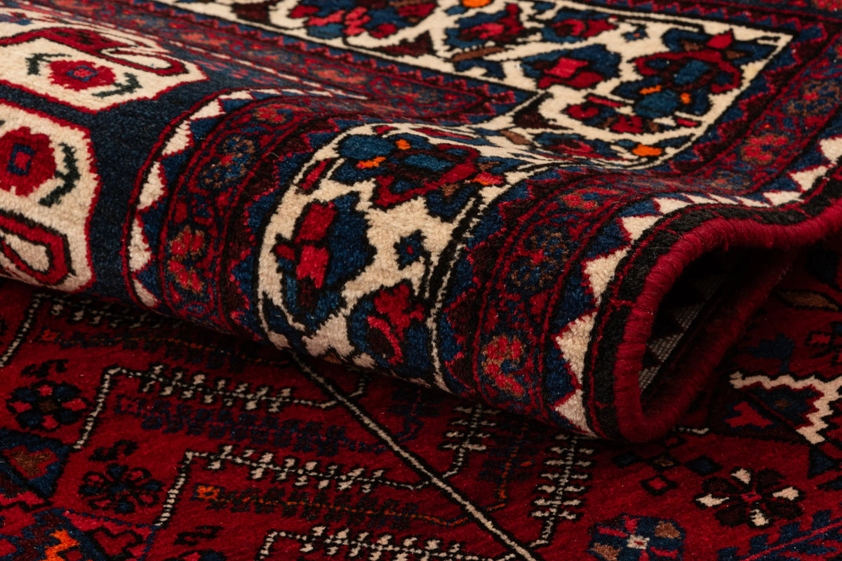 302 x 208 Abadeh