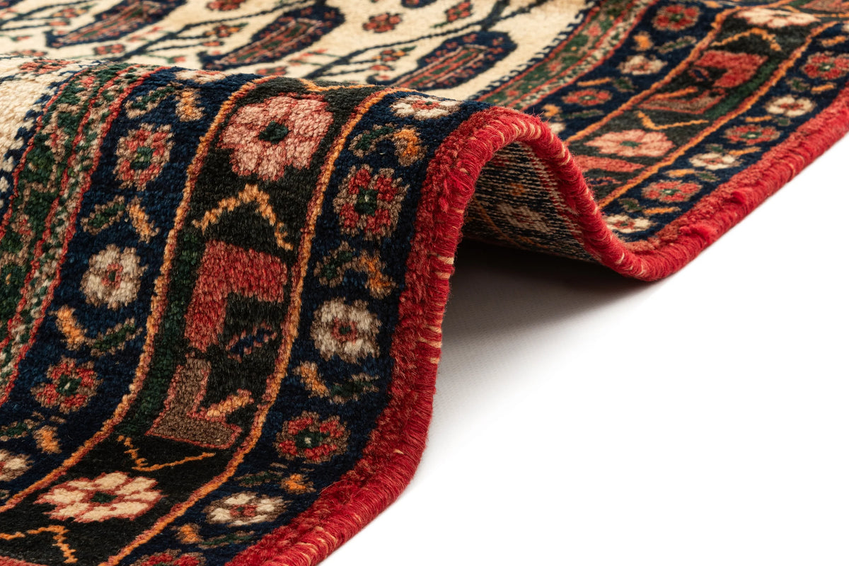 214 x 168 Afshar