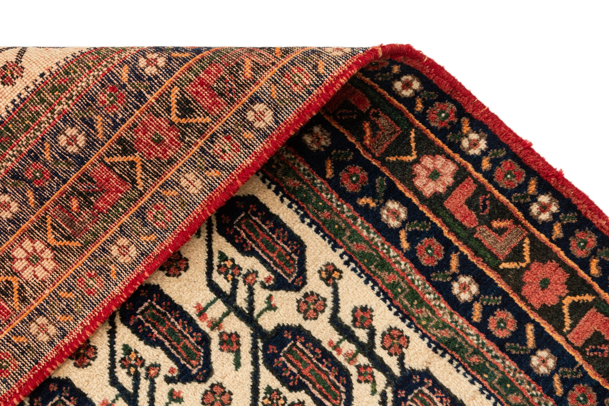 214 x 168 Afshar