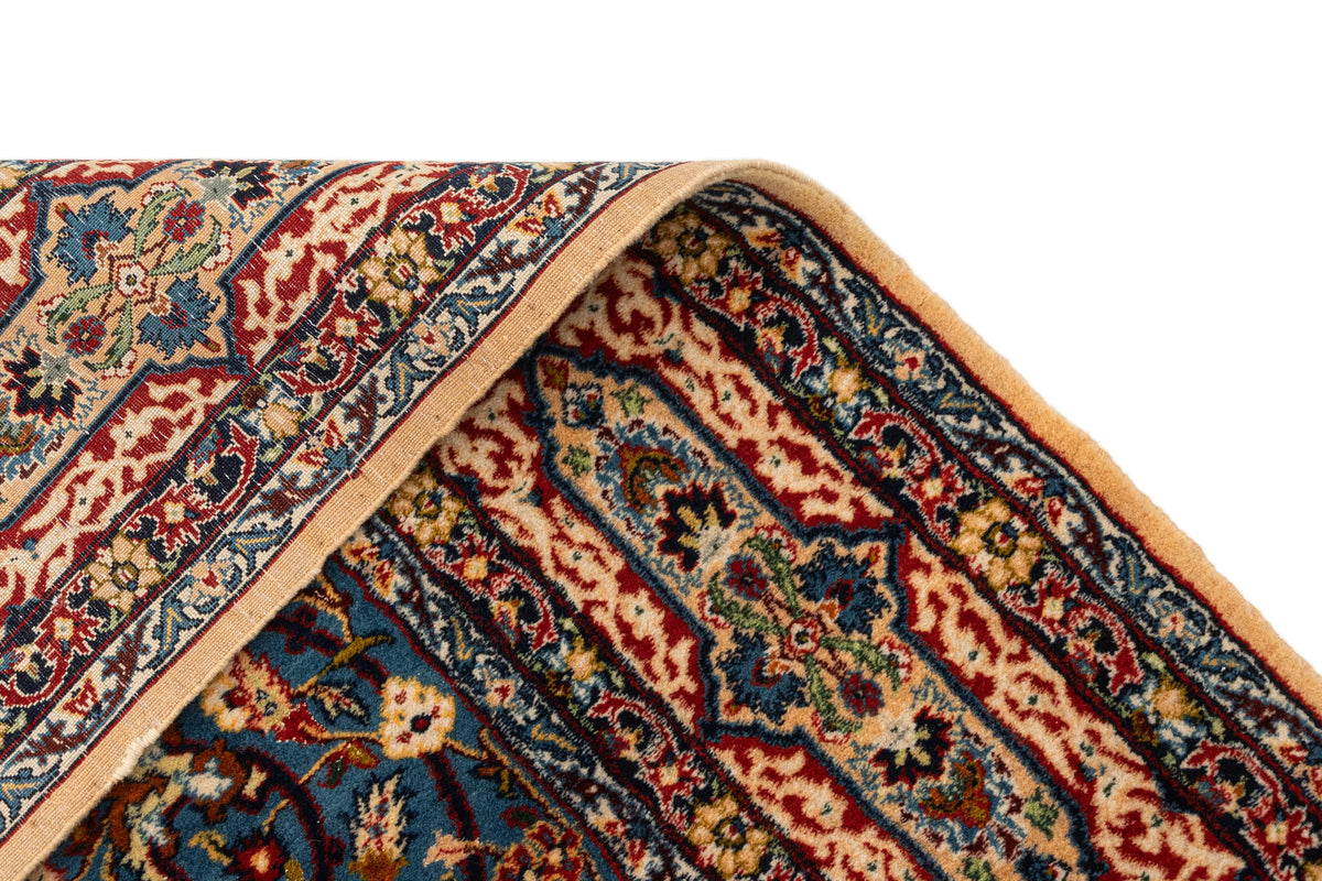 243 x 149 Isfahan