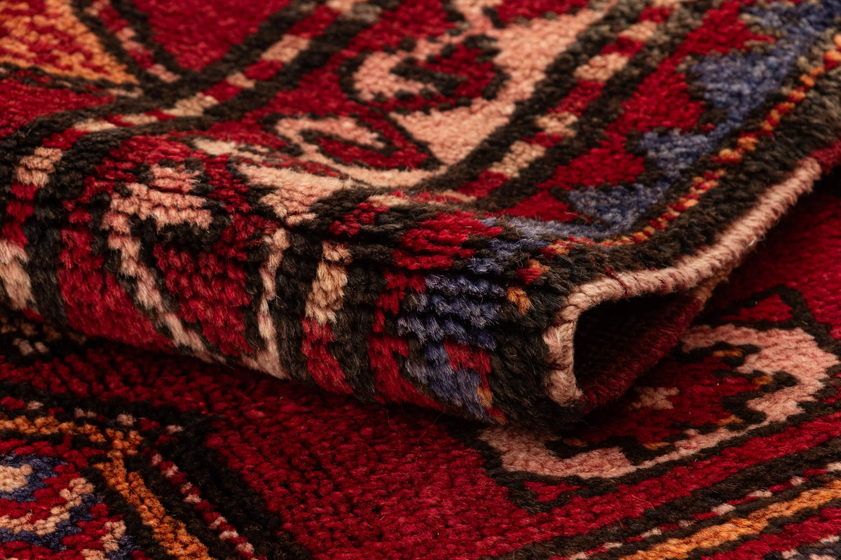 245 x 140 Kurden Teppich alt