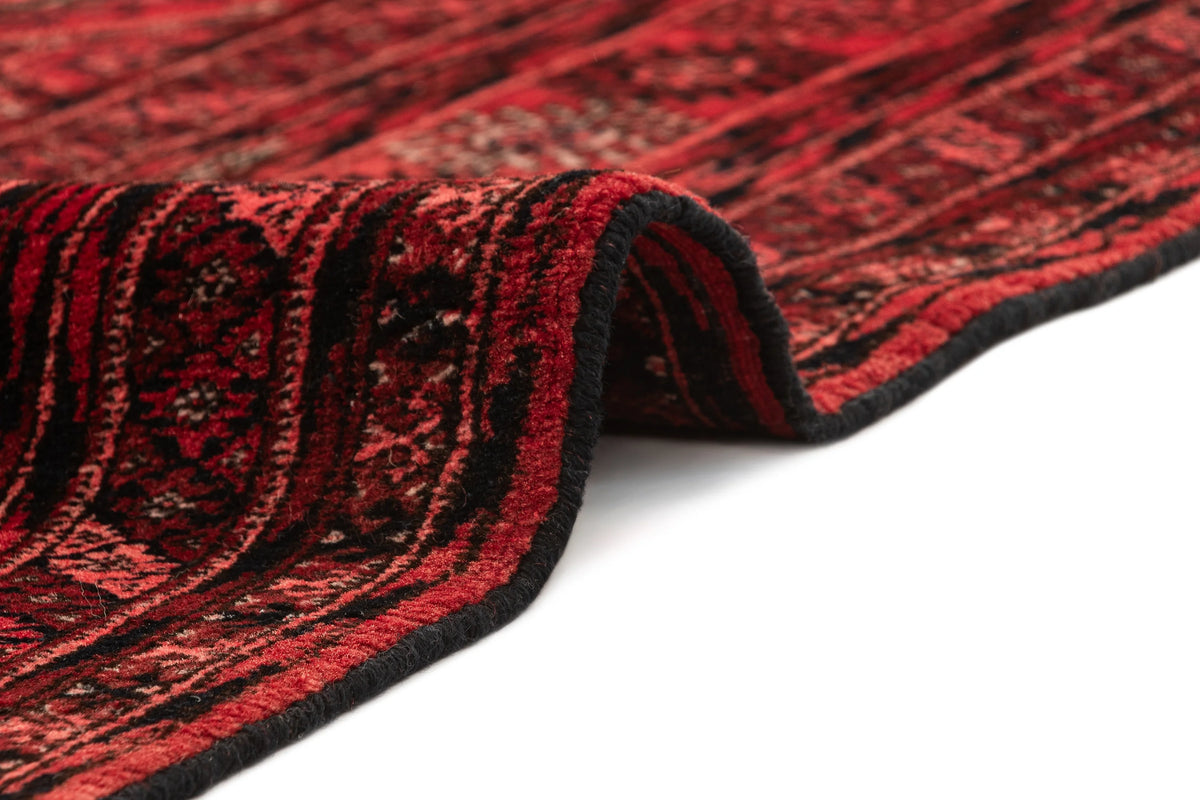 157 x 112 Turkmene Sariken