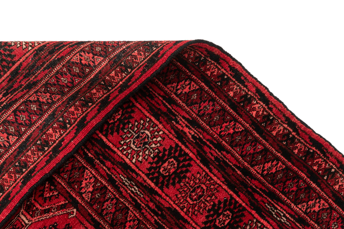 157 x 112 Turkmene Sariken