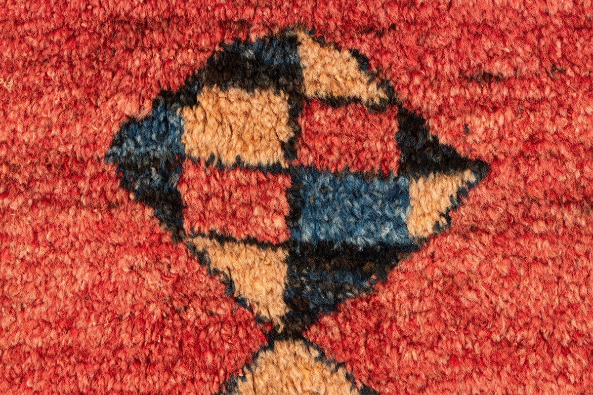 220 x 153 Gabbeh