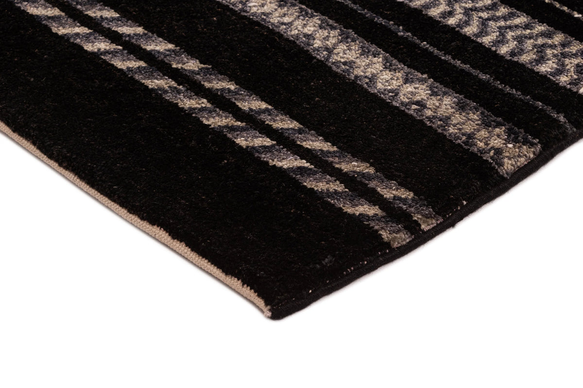 349 x 253 Juma