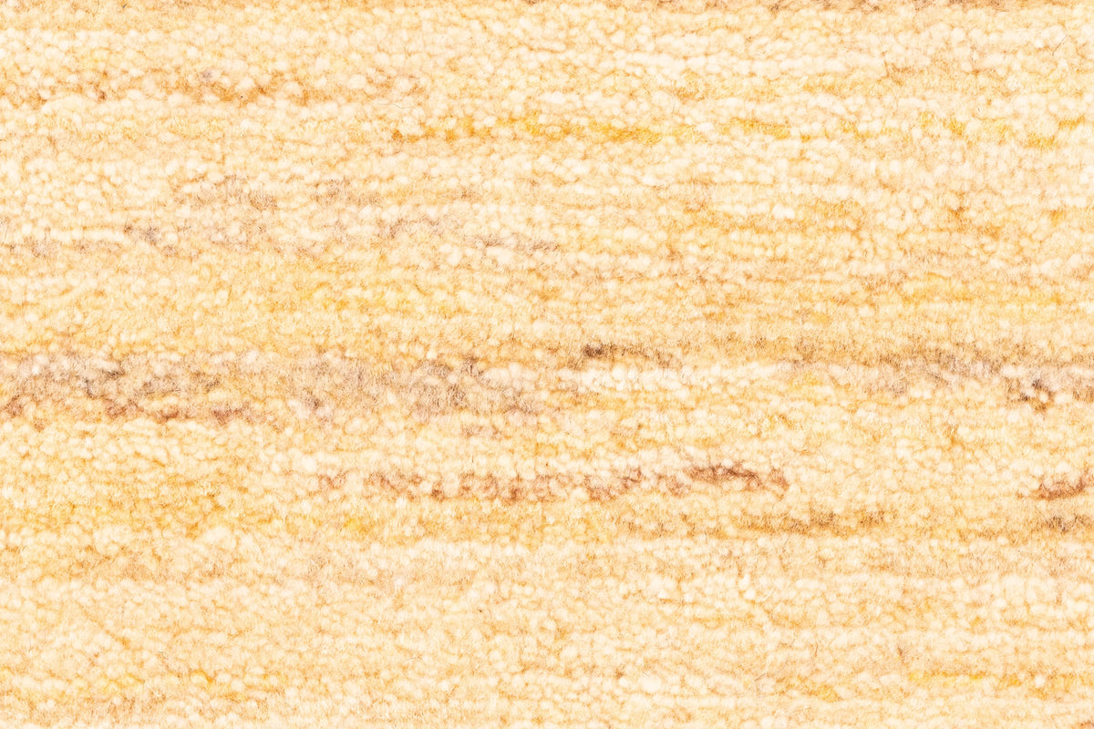 290 x 196 Gabbeh