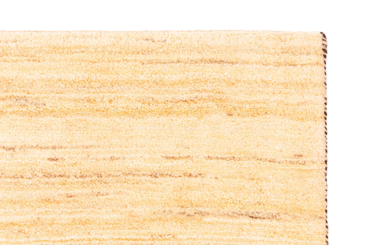 290 x 196 Gabbeh