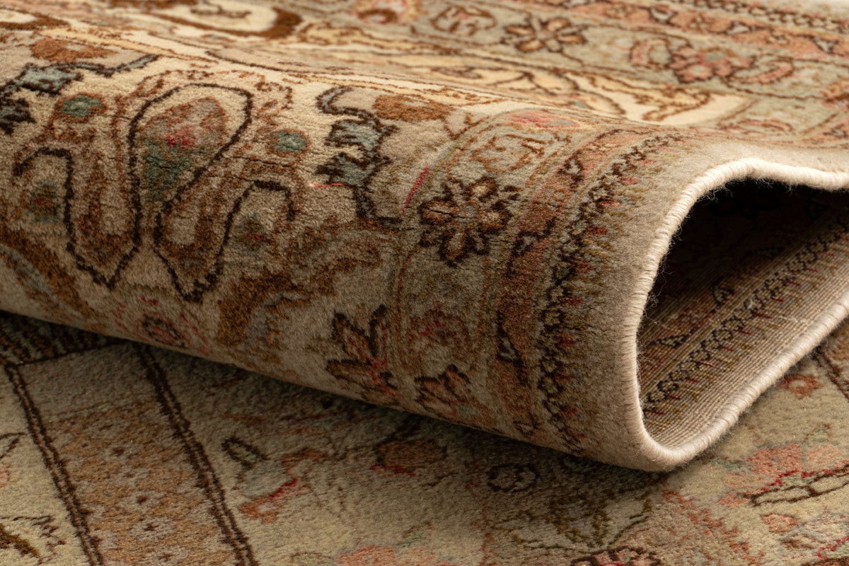 400 x 325 Tabriz