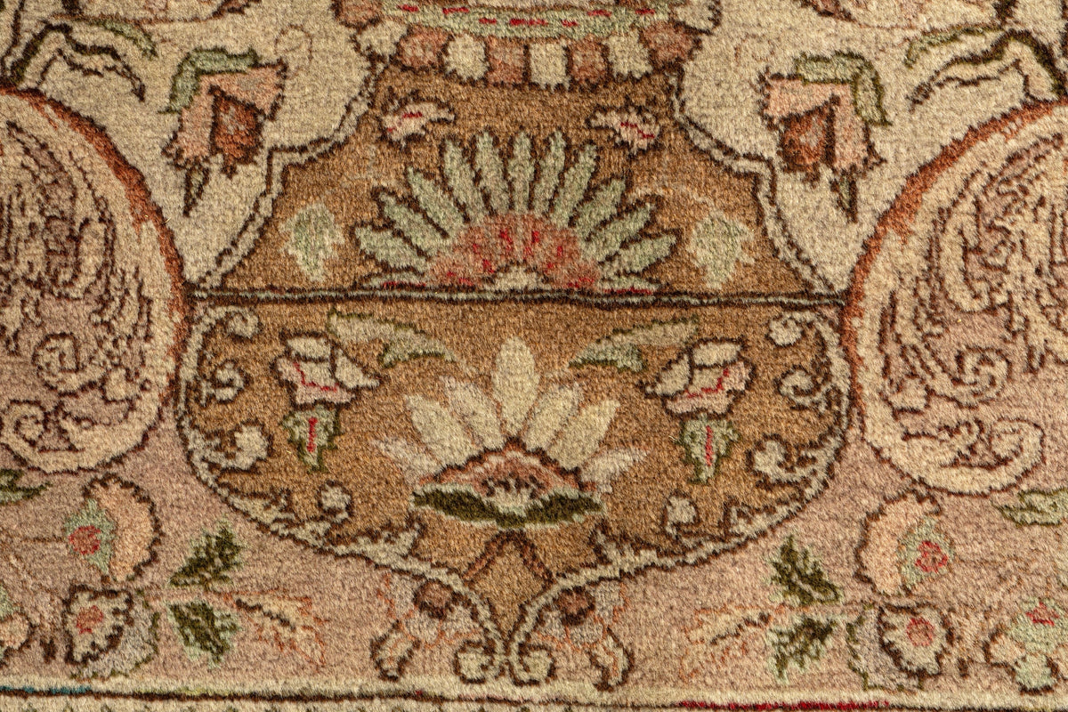 400 x 325 Tabriz