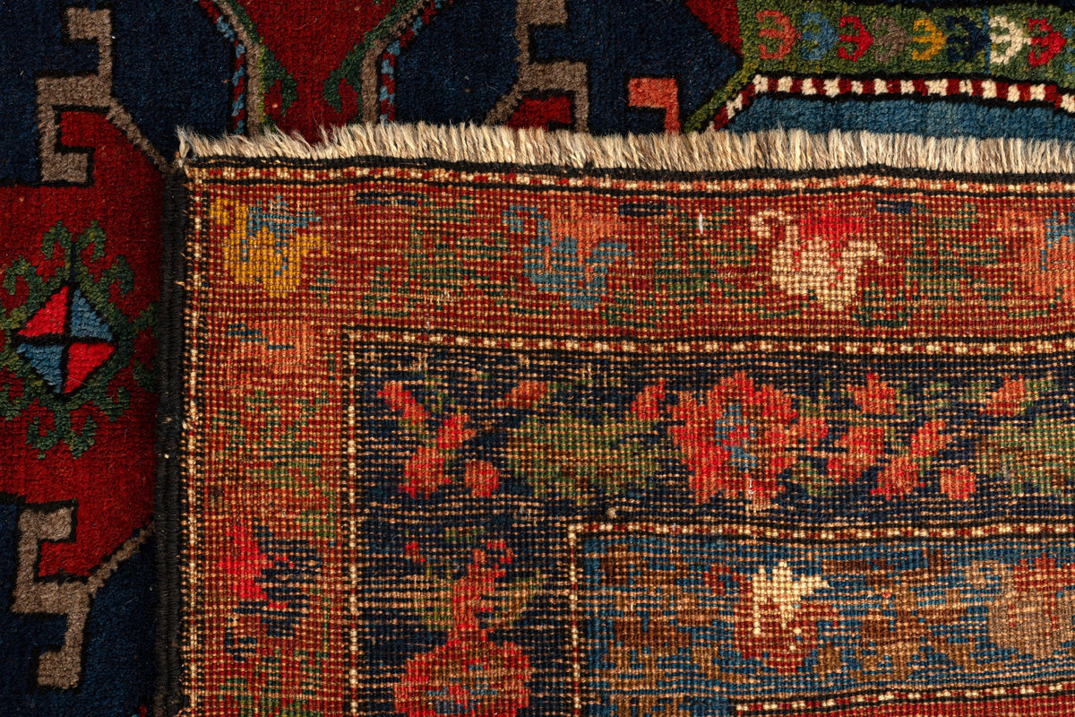 247 x 170 Kazak