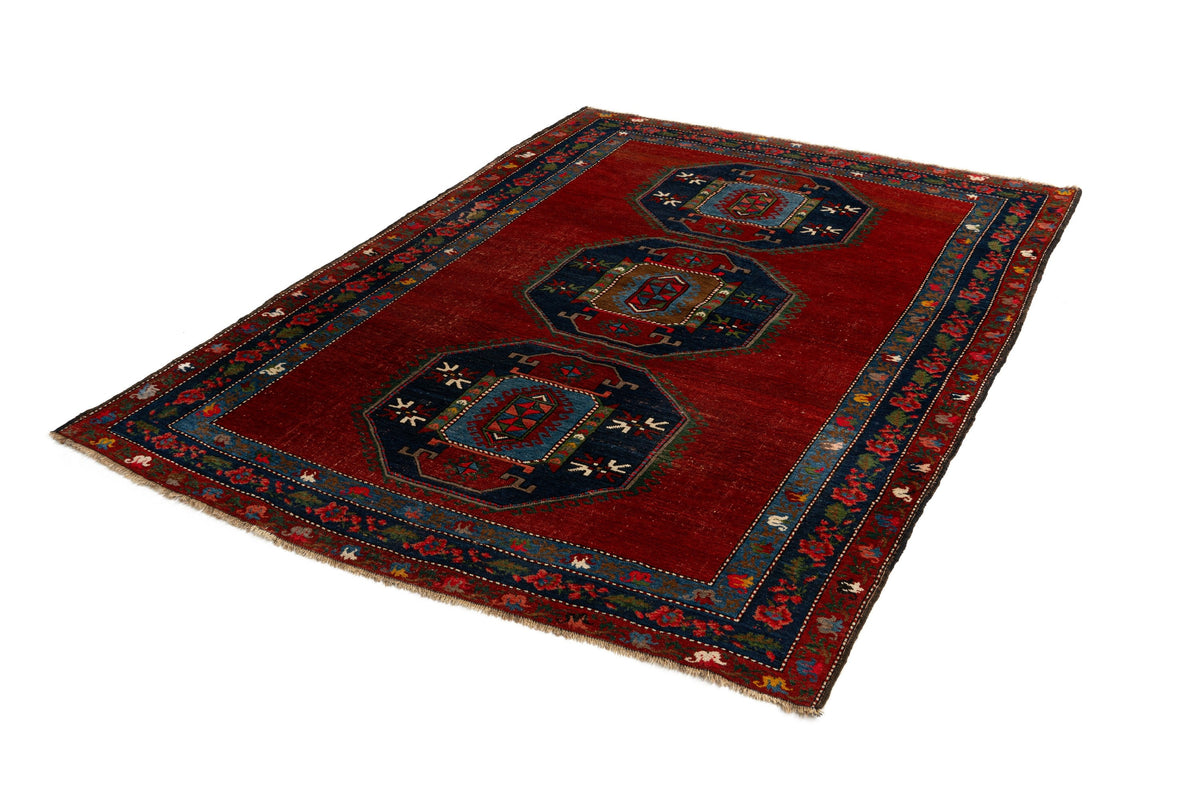 247 x 170 Kazak