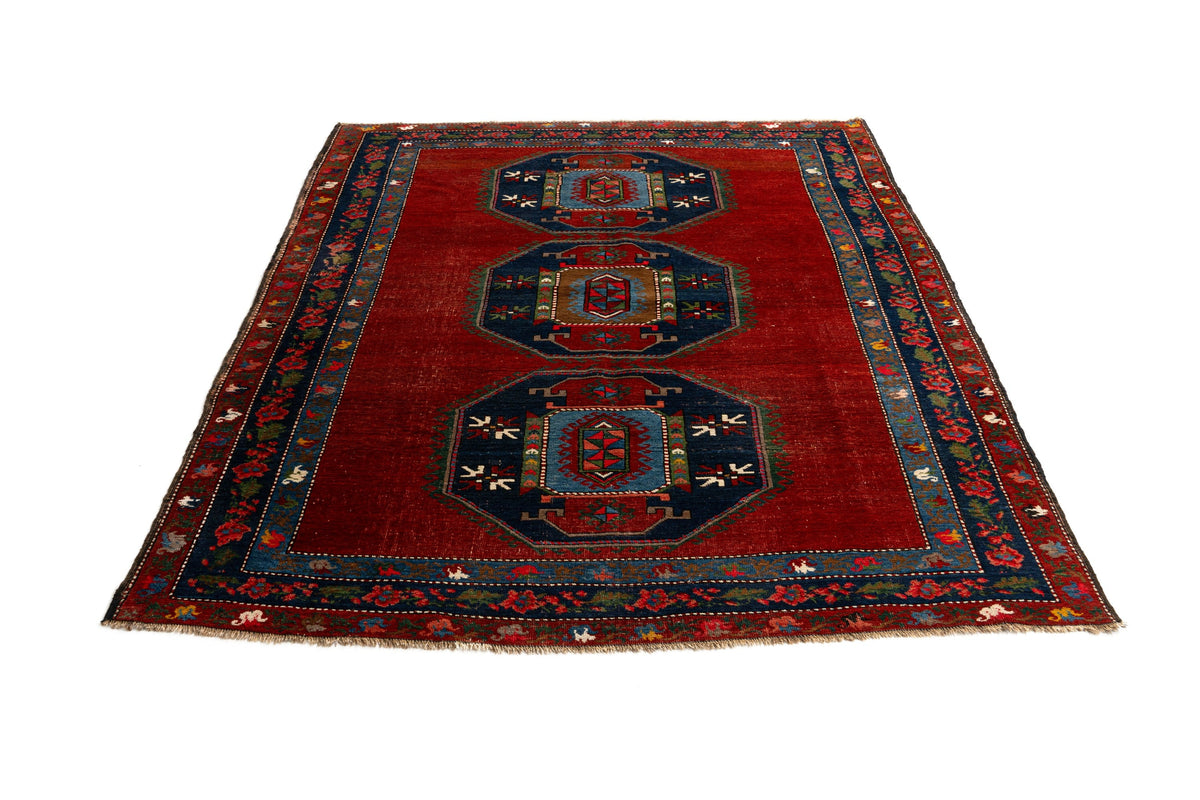 247 x 170 Kazak