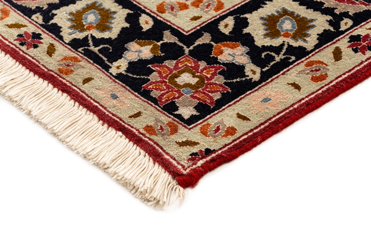 147 x 100 Tabriz