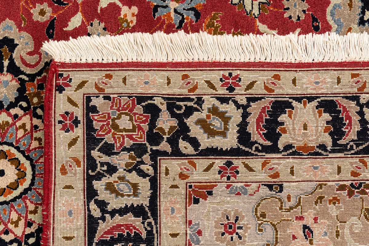 147 x 100 Tabriz